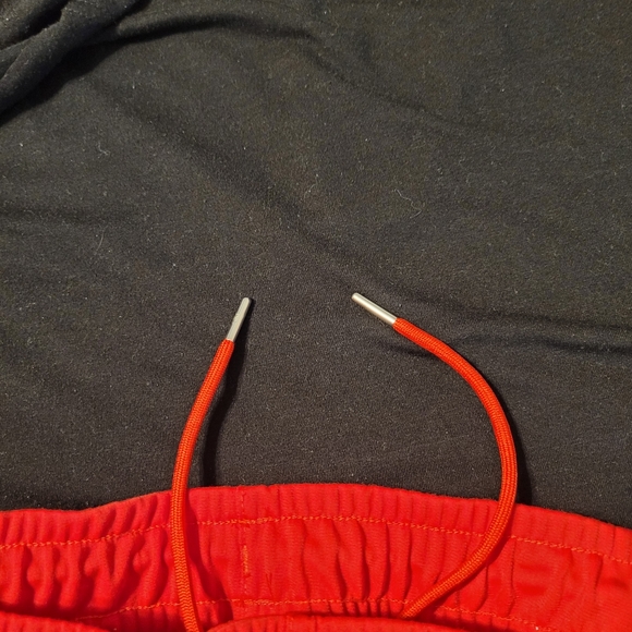 Men's BRAND NEW (without tags) NIKE joggers - Picture 4 of 6